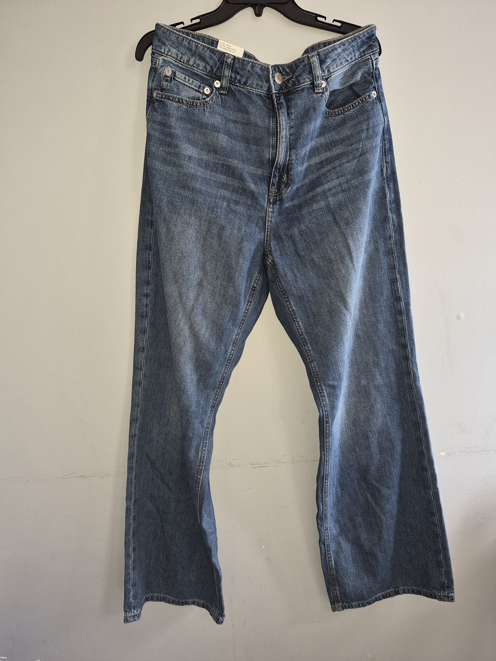 AERO High-Rise Wide Leg Flare Jeans in Medium Blue